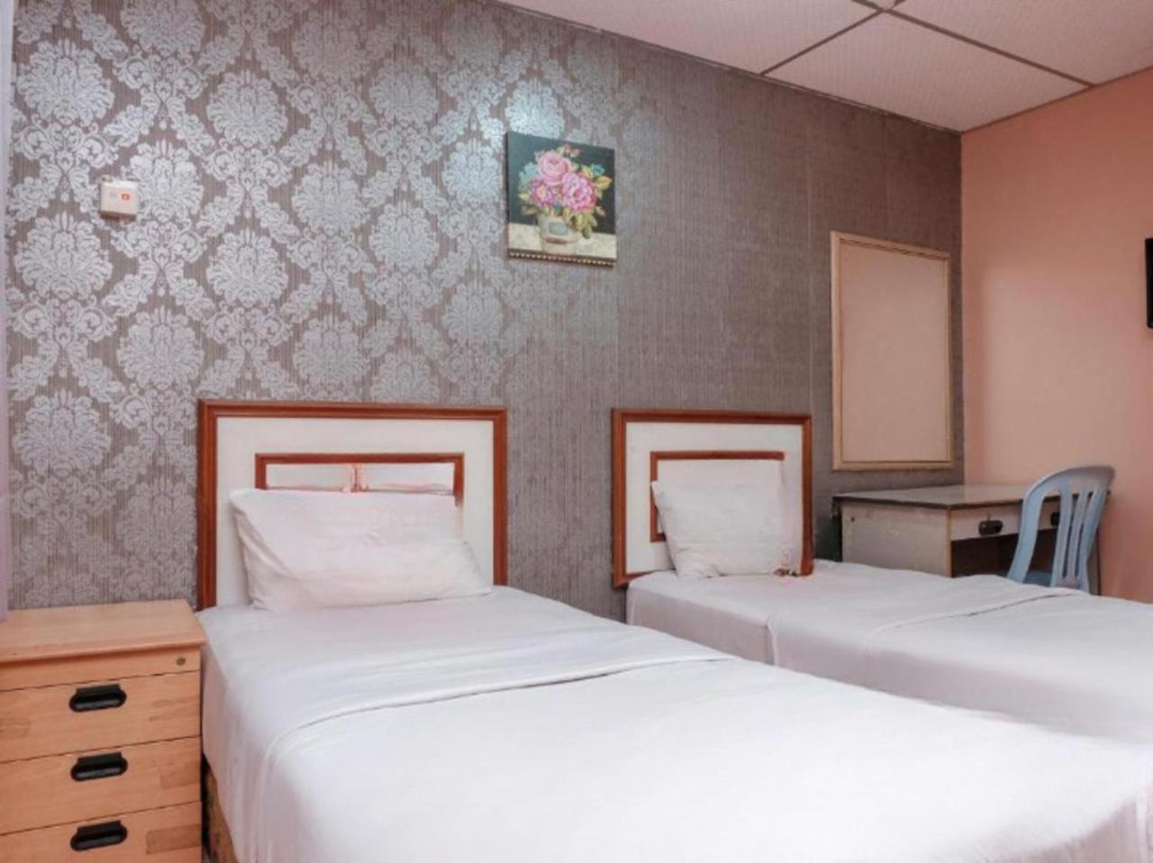 Hotel Tiara Chukai 外观 照片
