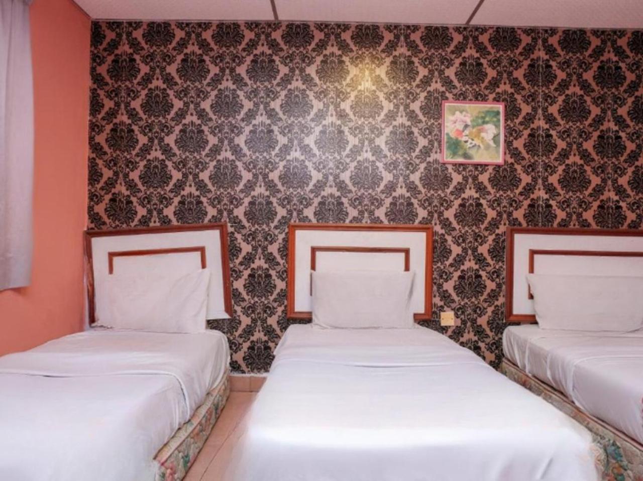 Hotel Tiara Chukai 外观 照片